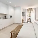 Апартаменти A7- Seaclub By Roomservices *