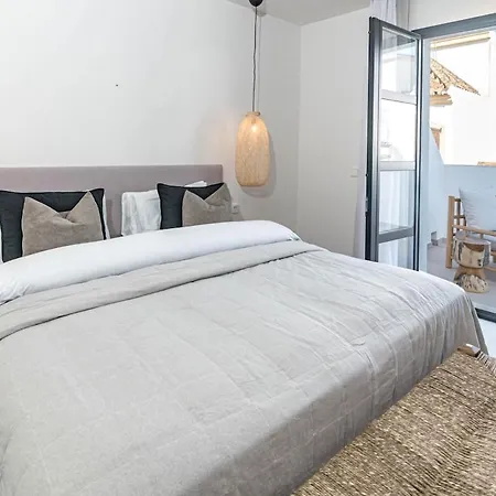 A7- Seaclub By Roomservices Daire