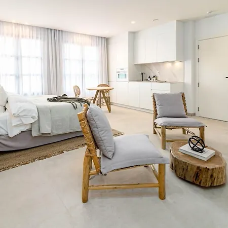 A7- Seaclub By Roomservices Daire