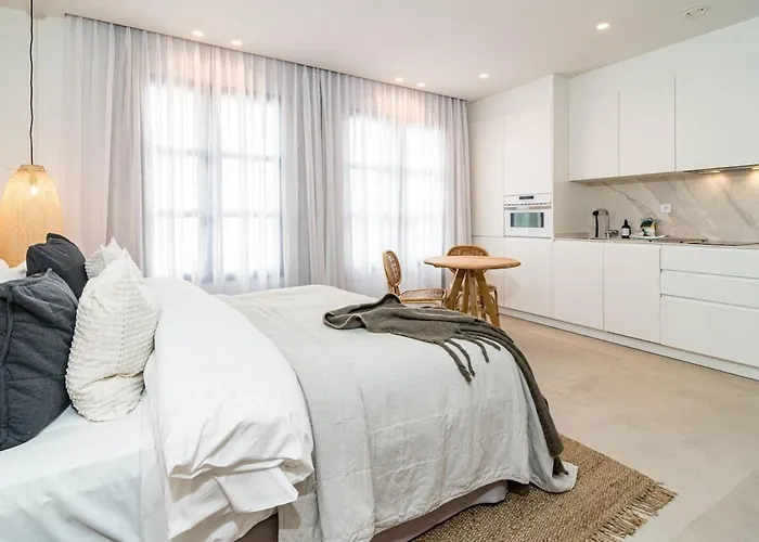 Seaclub By Roomservices